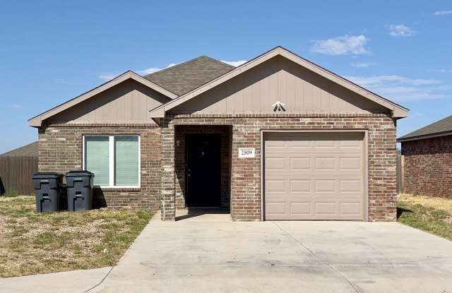 Spacious North Lubbock Home with Open Floor Plan & Fenced Yard photos photos Spacious North Lubbock Home with Open Floor Plan & Fenced Yard photos photos
