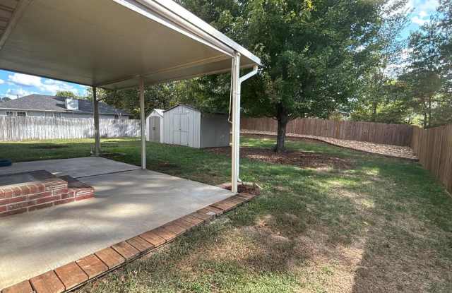 Cute 3 Bedroom 2 Bathroom 2 Car Garage Home available NOW!! Gallery 3