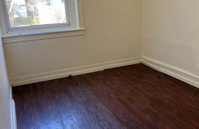 5709 Thomas Avenue Gallery 4