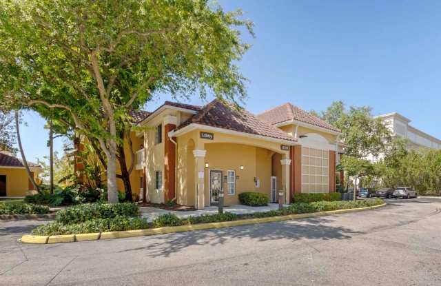 Miami - Airport - Doral Gallery 3