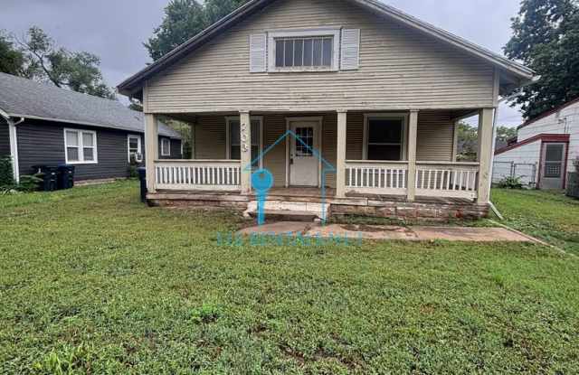 Three bed one bath available SOON! Gallery 1