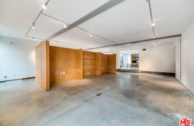 333 INDIANA Avenue Gallery 2