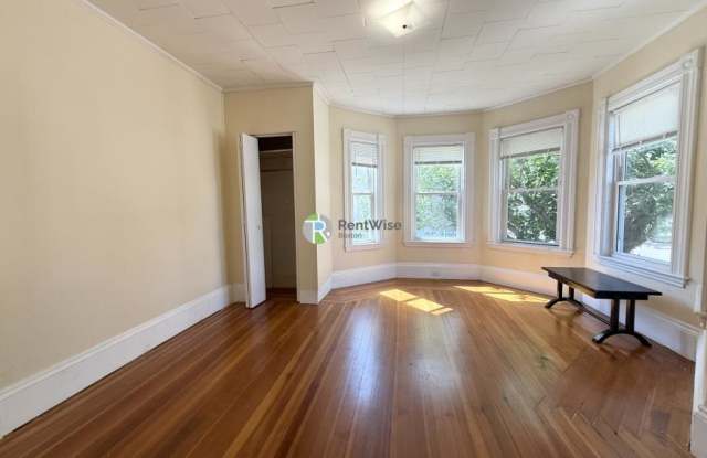 53 Litchfield St. Gallery 1