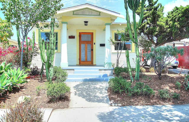 Charming Pet Friendly Home in Normal Heights photos photos