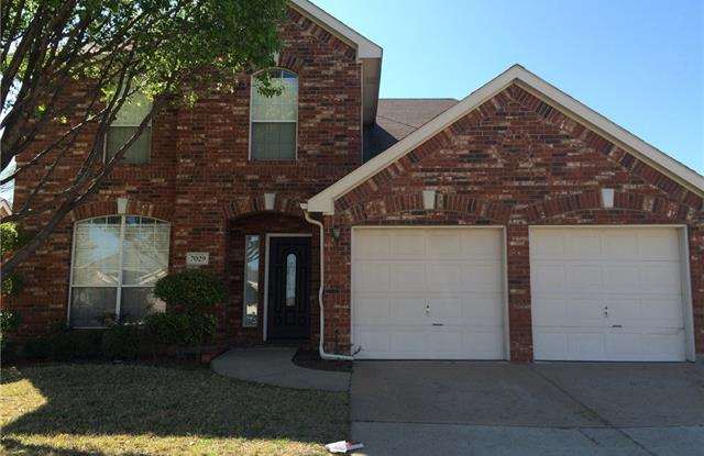 7029 E Hillshire Lane - 7029 Hillshire Ln, Sachse, TX 75048