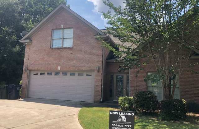 Charming Home in Auburn Available in February! photos photos