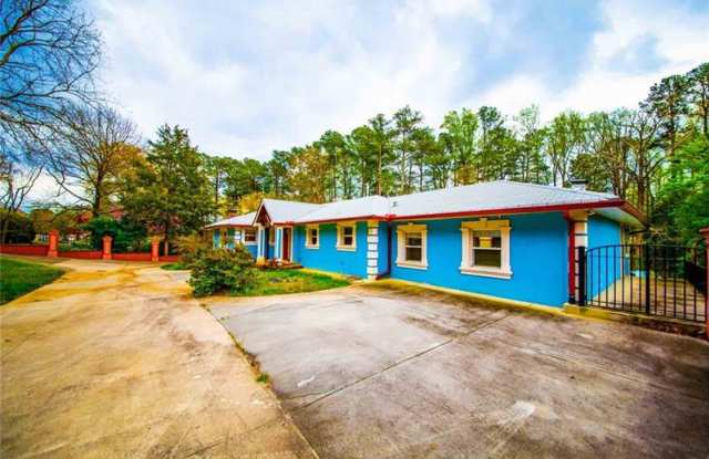 539 Johnson Ferry Road NE Gallery 2