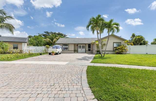 19323 Carolina Cir Gallery 3