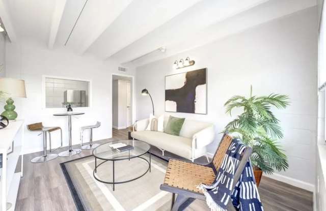 Upgraded 1/1 photos photos