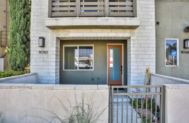 3 bedroom 2.5 bath in Gated Community photos photos