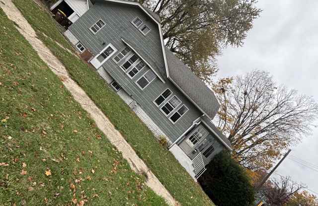 2304 E State St photos photos