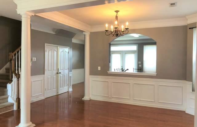 9544 Inglenook Ln Gallery 4