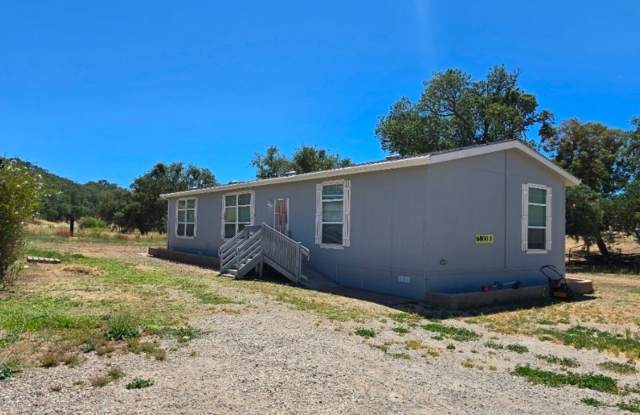3 bedroom 2 bath home in the country includes water electric and sewer photos photos