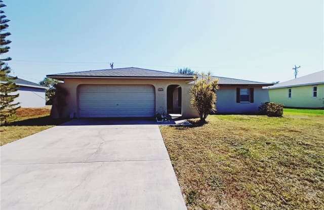 1815 SE 11th Avenue - 1815 Southeast 11th Avenue, Cape Coral, FL 33990