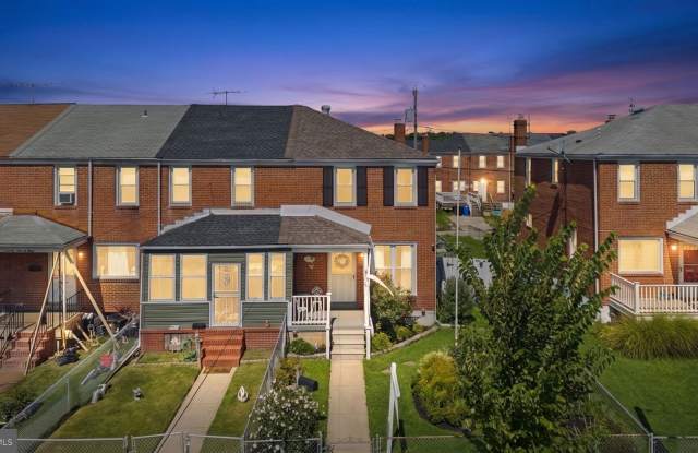 7912 SAINT BRIDGET Lane Gallery 3