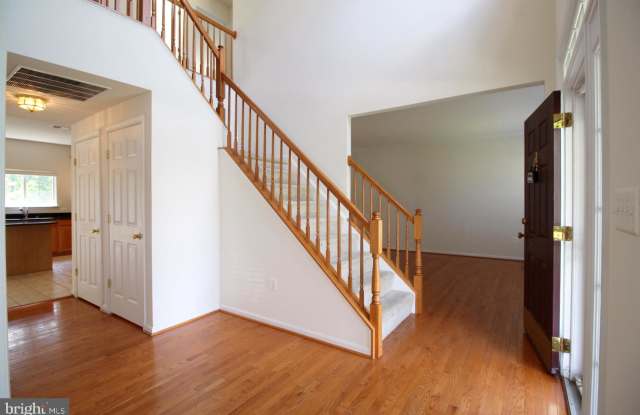 15348 DILLWYN COURT Gallery 3