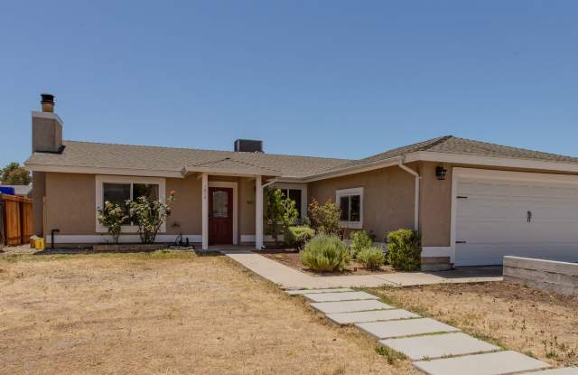 Nice 3-bedroom home near the high school Gallery 4