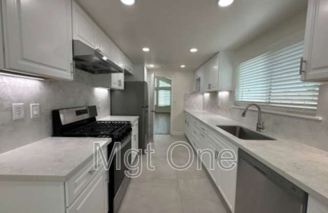 13524 Auburn Court Gallery 3