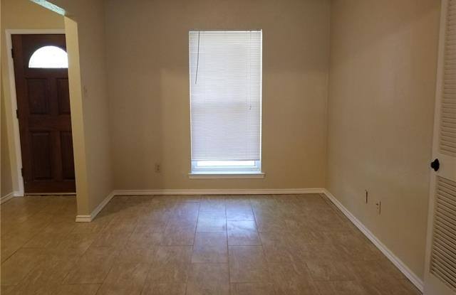 525 Granada Drive Gallery 4