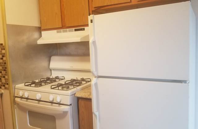 AMAZING 2Bd/1Ba in CHESTNUT HILL!!! - 502 Glen Echo Road, Philadelphia, PA 19119