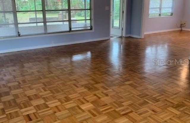 3007 S WEST SHORE BOULEVARD Gallery 2