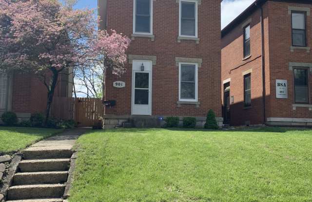 901 South Front Street photos photos