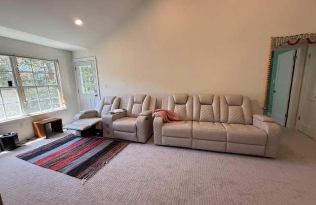 1254 Garrison Ct photos photos