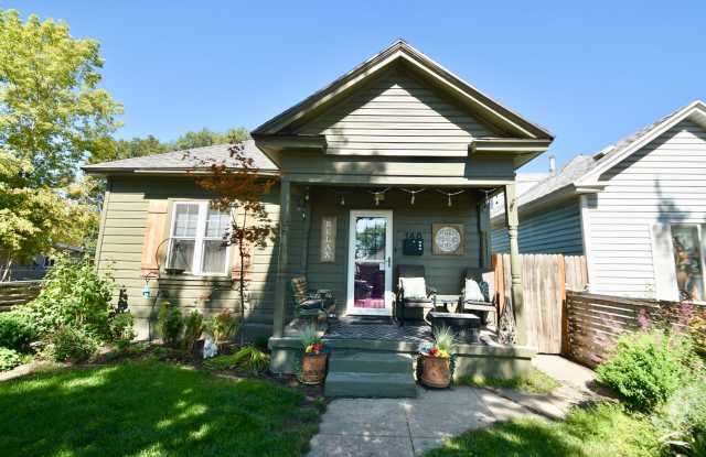 Cute 2 Bed 1 Bath Home in Salt Lake City! photos photos