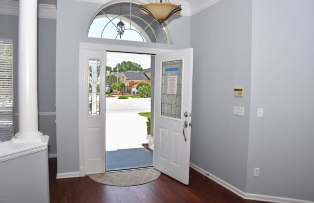 329 SEA MOSS LN Gallery 2