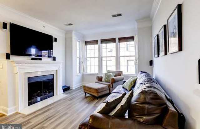 1 bed/ 1 bath Right off Meridian Hill Park with Reserved Parking! Available July 10! photos photos 1 bed/ 1 bath Right off Meridian Hill Park with Reserved Parking! Available July 10! photos photos