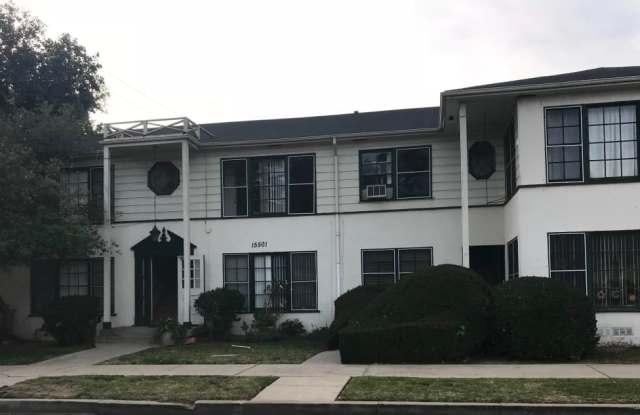 15501 Victory Boulevard photos photos