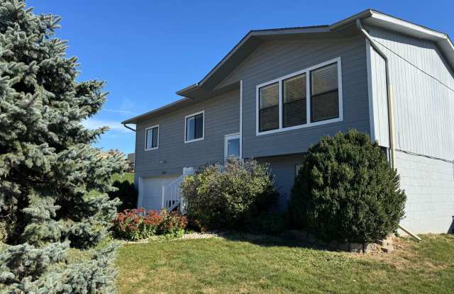 Bright and spacious split-entry home with a finished lower level, large yard, and plenty of updates! photos photos Bright and spacious split-entry home with a finished lower level, large yard, and plenty of updates! photos photos