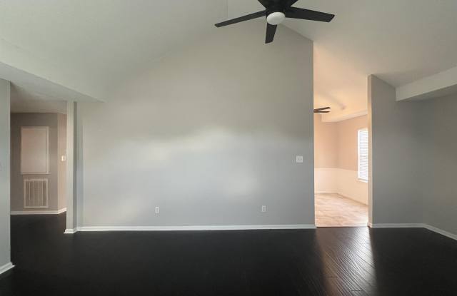 226 Golden Eagle Drive Gallery 4