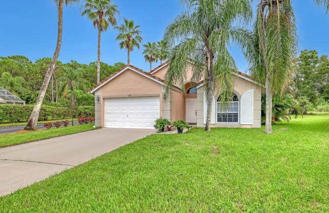 1784 Barnstable Road Gallery 1