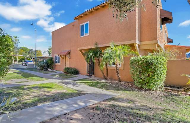 10204 N 8TH Place - 10204 North 8th Place, Phoenix, AZ 85020