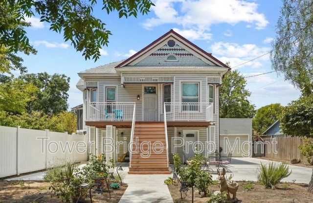 3154 53rd St photos photos