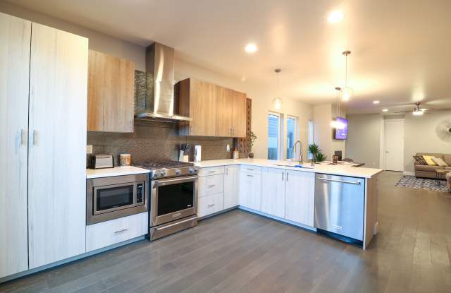 2117 Eliot Street photos photos