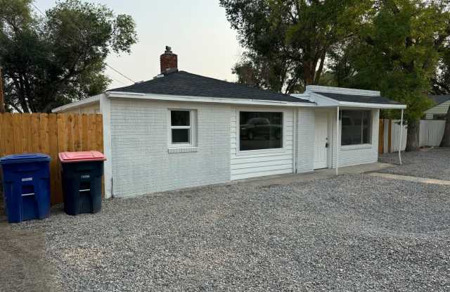 Cozy Remodeled 2 Bedroom, 1 Bathroom Home photos photos