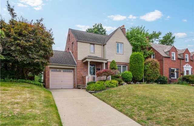 *Beautiful 2BD/2BA Single-Family Home Available in Brentwood* photos photos