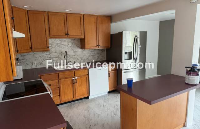Charming Mid-Century Rambler in Twin Creeks – South Everett Gallery 3