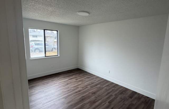 675 Garfield Street - 1 photos photos