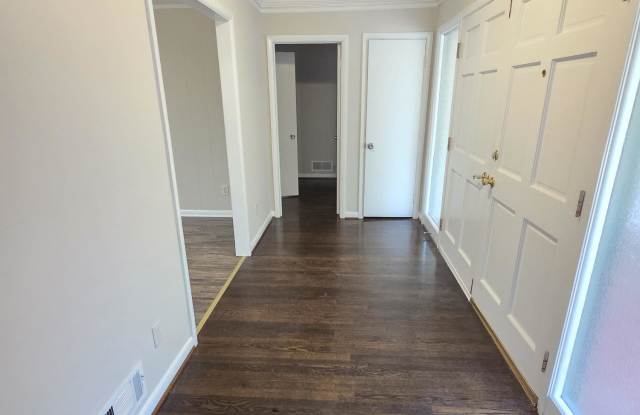 1265 Lee Ann Drive Gallery 2