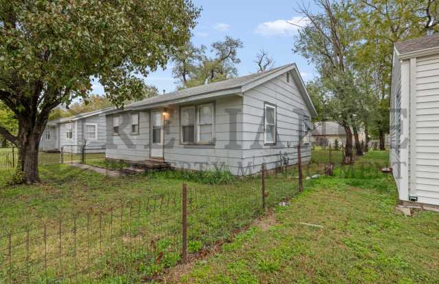 1422 South Meridian Ave photos photos