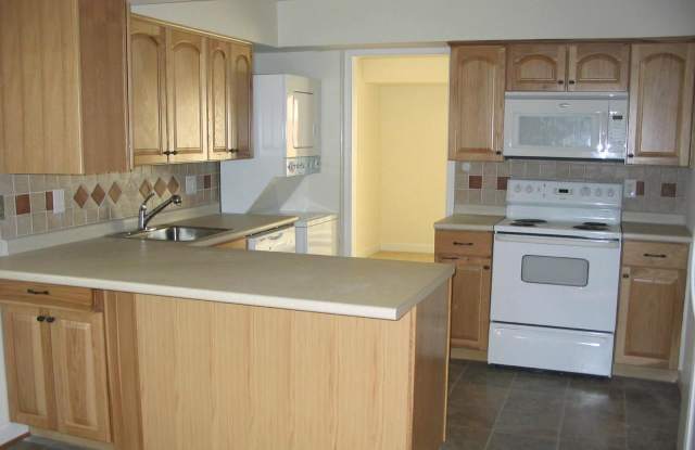 14422 GOLDEN OAK Gallery 2