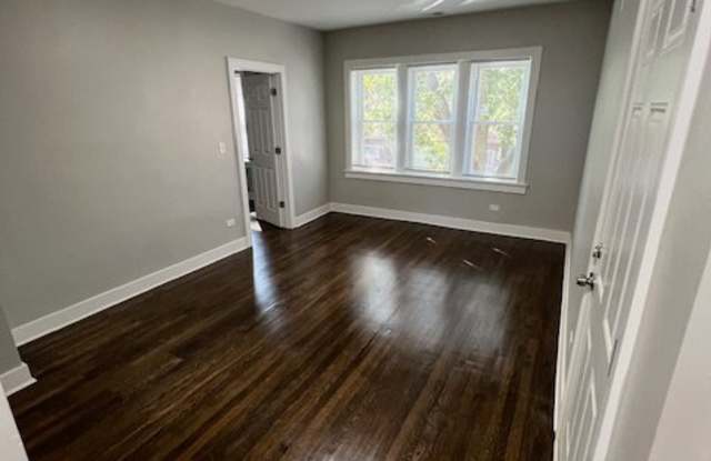 1106 W 77th St Fl 2 photos photos