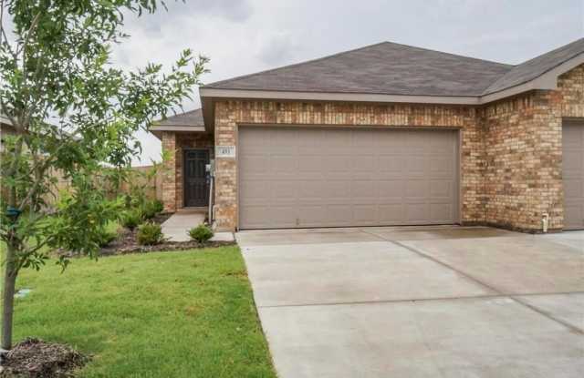 469 Canvas Court Gallery 1