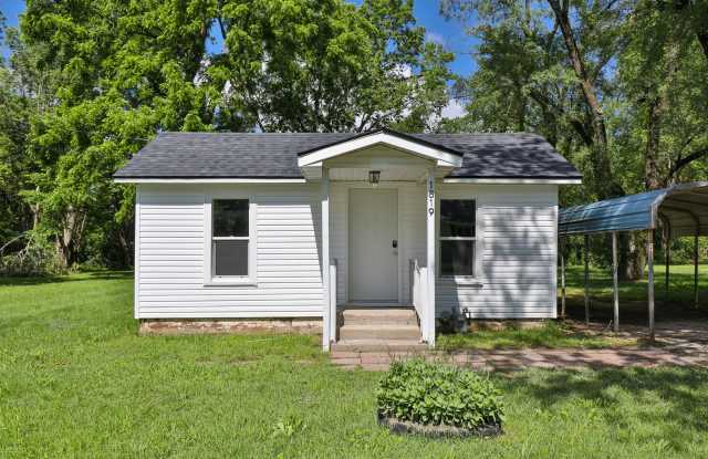 REMODELED 2 Bedroom | 2 Bathroom HOME -- 1100 Sqft, PETS WELCOME! photos photos