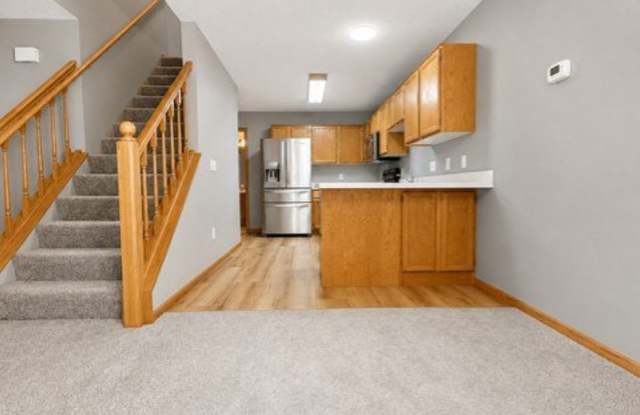 4884 Helena Ln N Gallery 3