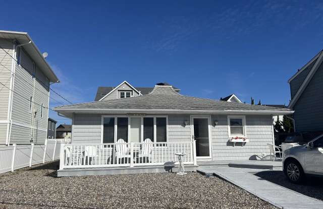 456 Key Largo Court Gallery 1