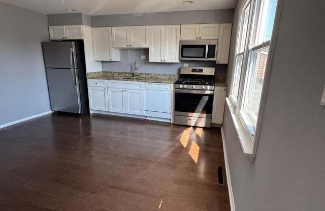 8031 WYNBROOK Road Gallery 2